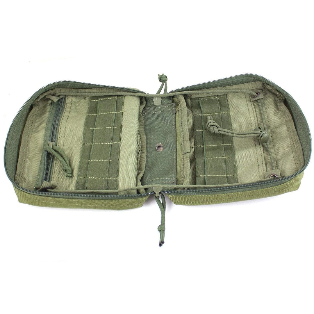 Bulldog Tactical Gear BULLDOG CMT MEDIC POUCH | Clamshell Opening, MOLLE, 17cm X 19cm Pouches & Holders Bulldog Tactical Gear BULLDOG CMT MEDIC POUCH | Clamshell Opening, MOLLE, 17cm X 19cm Pouches & Holders