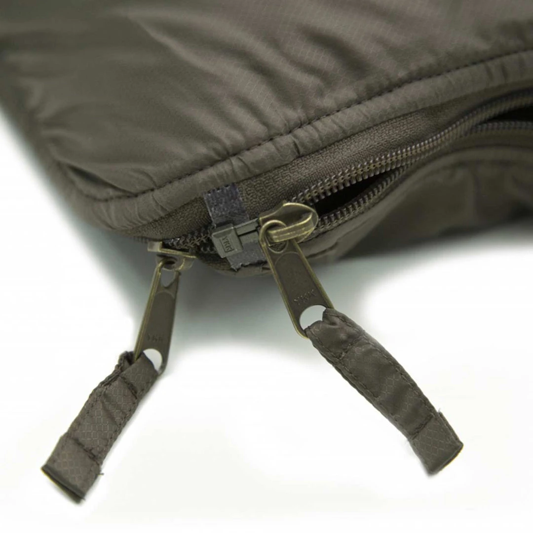 CARINTHIA G200Q | G-Loft Insulated Blanket Sleeping Bag, -1.3 °C Sleeping Bags 7 CARINTHIA G200Q | G-Loft Insulated Blanket Sleeping Bag, -1.3 °C Sleeping Bags