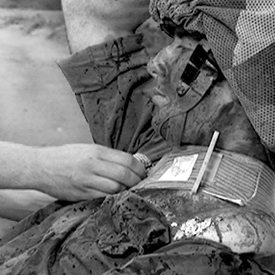 FIRST CARE 4" ISRAELI BANDAGE WITH PRESSURE BAR | Emergency, 10cm Camping & Survival 2 FIRST CARE 4" ISRAELI BANDAGE WITH PRESSURE BAR | Emergency, 10cm Camping & Survival