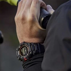 Casio G-SHOCK G-SQUAD STEP TRACKER GBD-100-1ER | Shock-Resistant Watch Watches