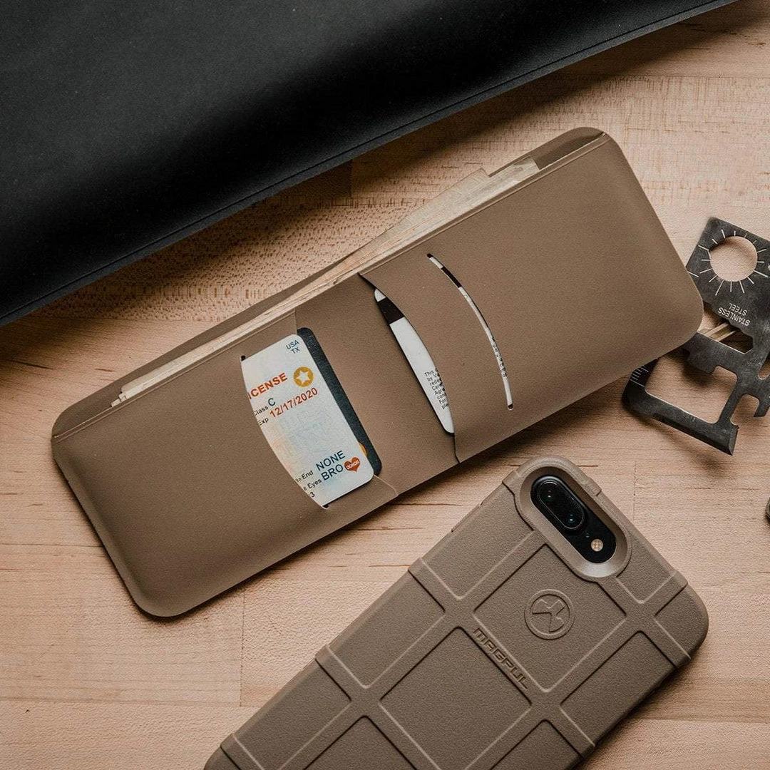 MAGPUL DAKA BIFOLD WALLET | Men's Slim Profile Money & Card Holder Wallets & ID Holders 7 MAGPUL DAKA BIFOLD WALLET | Men's Slim Profile Money & Card Holder Wallets & ID Holders