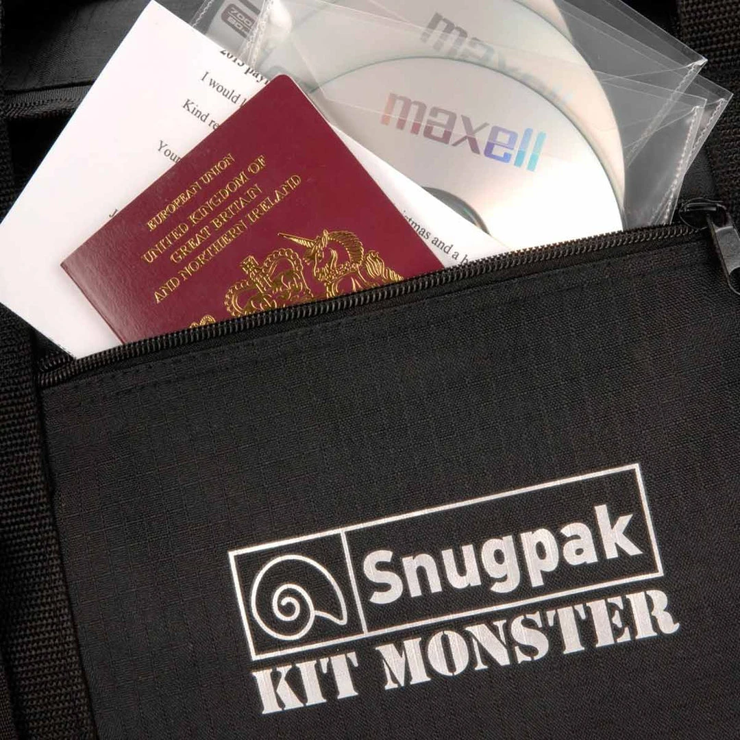 SNUGPAK KITMONSTER 65 HOLDALL | Travel Bag With Rucksack Straps, 65L 4 SNUGPAK KITMONSTER 65 HOLDALL | Travel Bag With Rucksack Straps, 65L